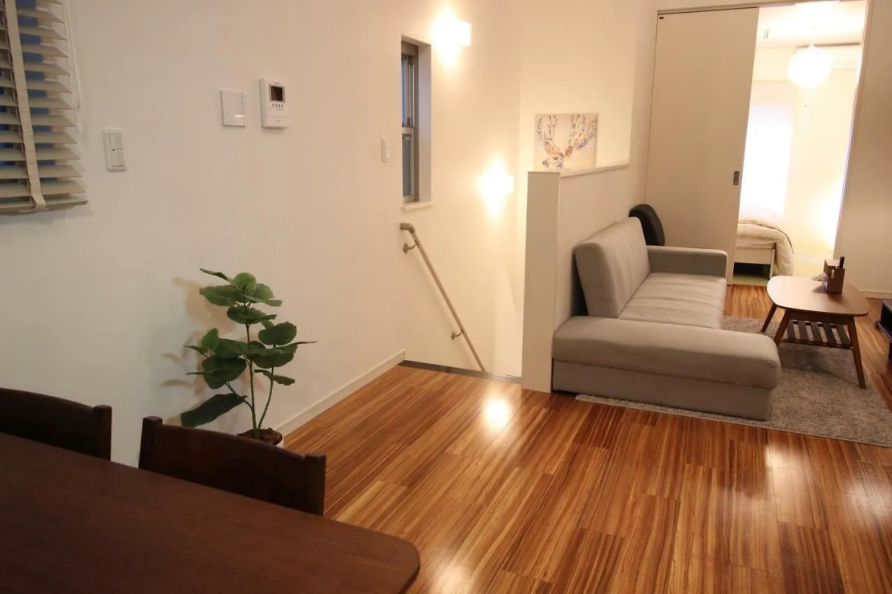 Aguri Home 오사카 0*,  일본